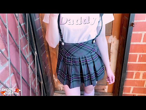 ❤️ Schoolgirl ດູດ dick ຂອງນາງເລິກແລະ fucks ແທນທີ່ຈະຫ້ອງຮຽນ. ວິດີໂອຮ່ວມເພດ  ຢູ່ຄອມ lo.gayasianporn.ru